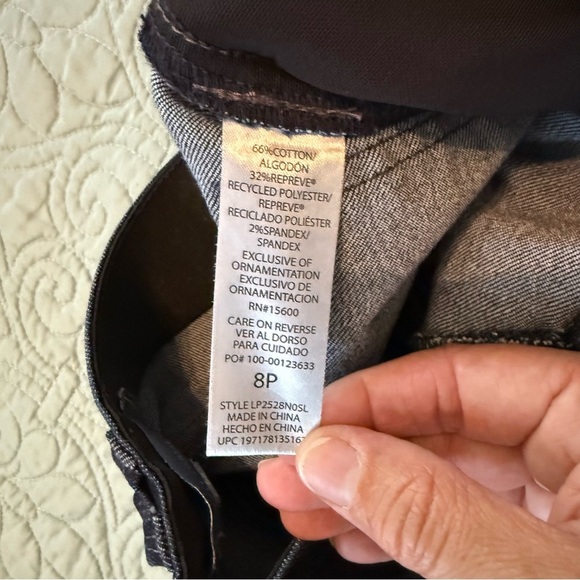 Wit & Wisdom Women's Dark Wide Leg Jeans Size 8 Petite Stretch High Waisted - Picture 8 of 13